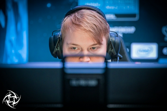 微软Xbox新政策取消会员费带来的游戏革新