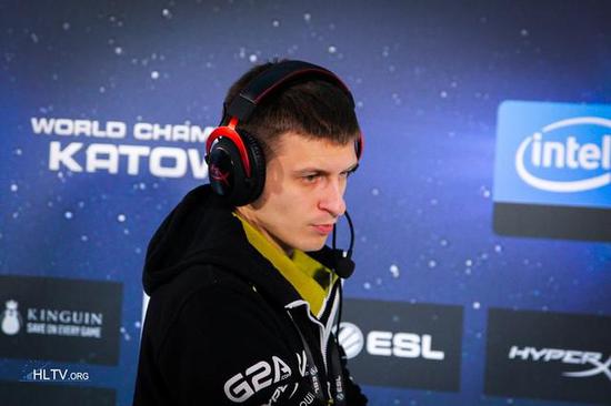 欧美职业选手致敬Uzi选择VN重燃LOL热情