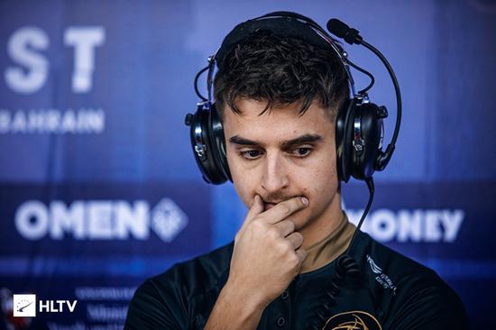 2025年全国青少年冰壶邀请赛在伊春盛大开幕